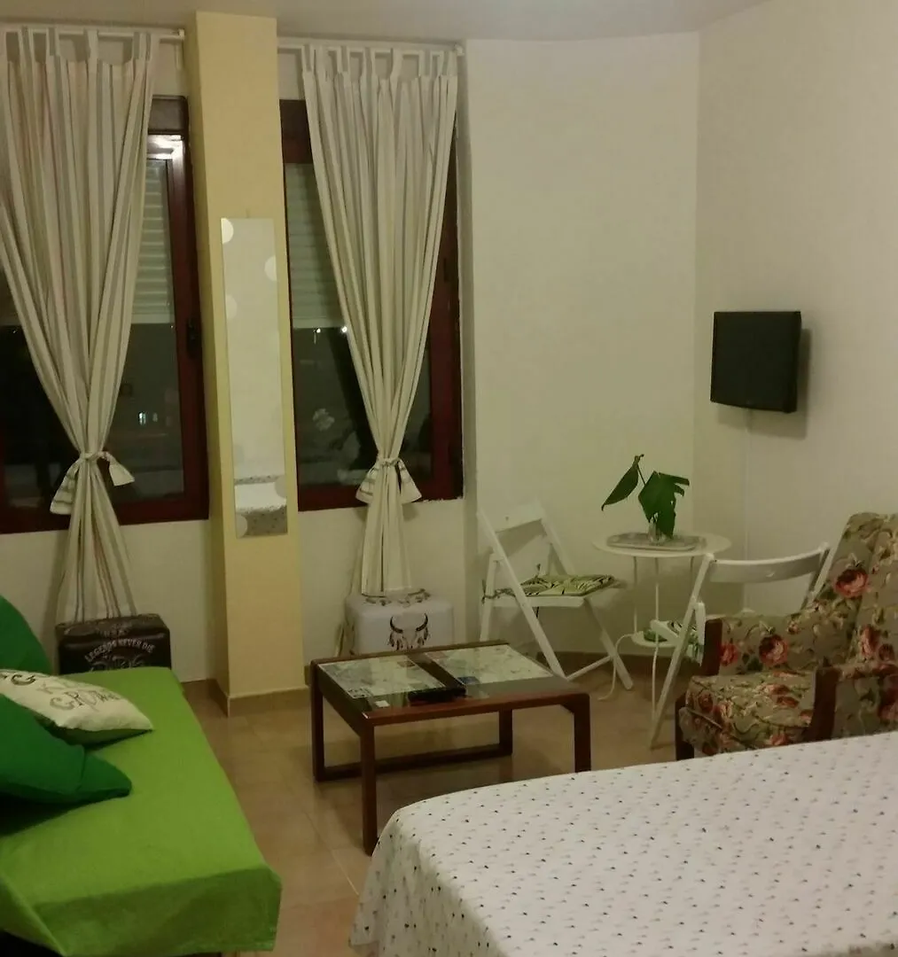 Apartamento Nat Triana Seville Apartment